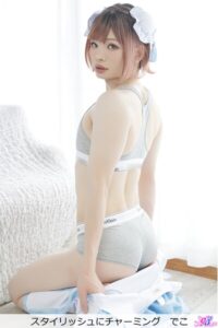 【s425asnph00221】スタイリッシュにチャーミング でこ