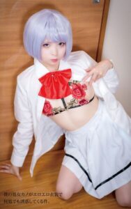 【s880aecwh00230】僕の処女カノがエロエロ衣装で何処でも誘惑してくる件。